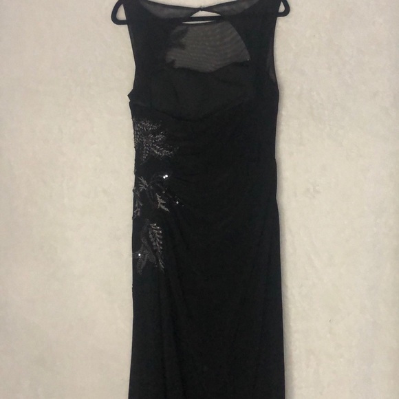Floorlength black gown - Picture 3 of 4